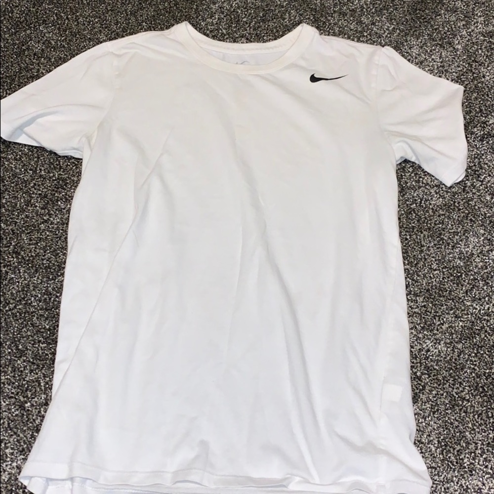Nike tee